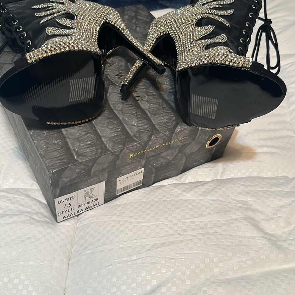 NWT Azalea Wang mesh booties with rhinestones crystals style Ivey-Black - Picture 3 of 3